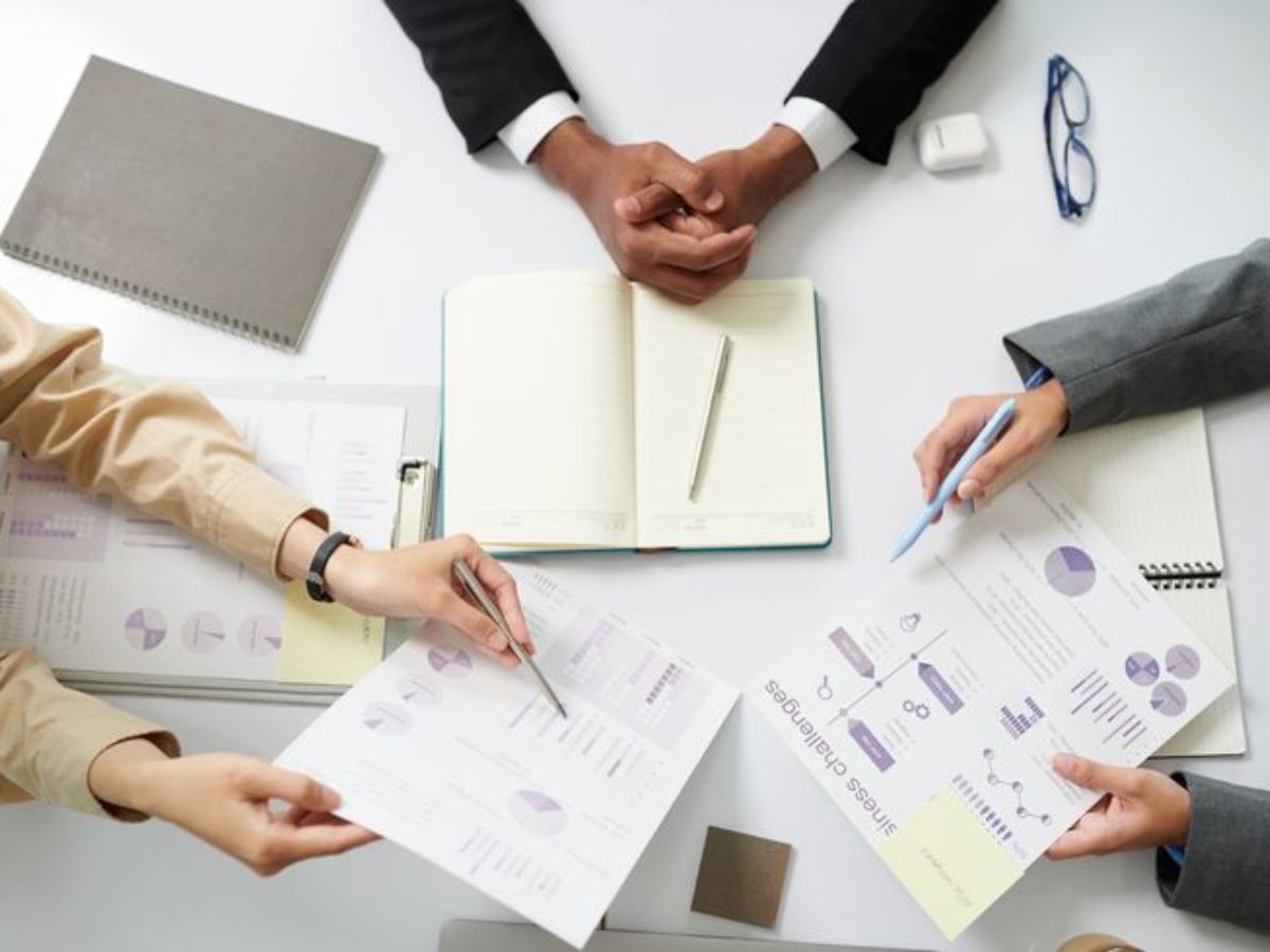 Common Challenges Solved by an Experienced B2B Marketing Agency (2)